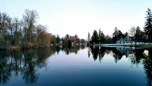 Clarkston, MI
